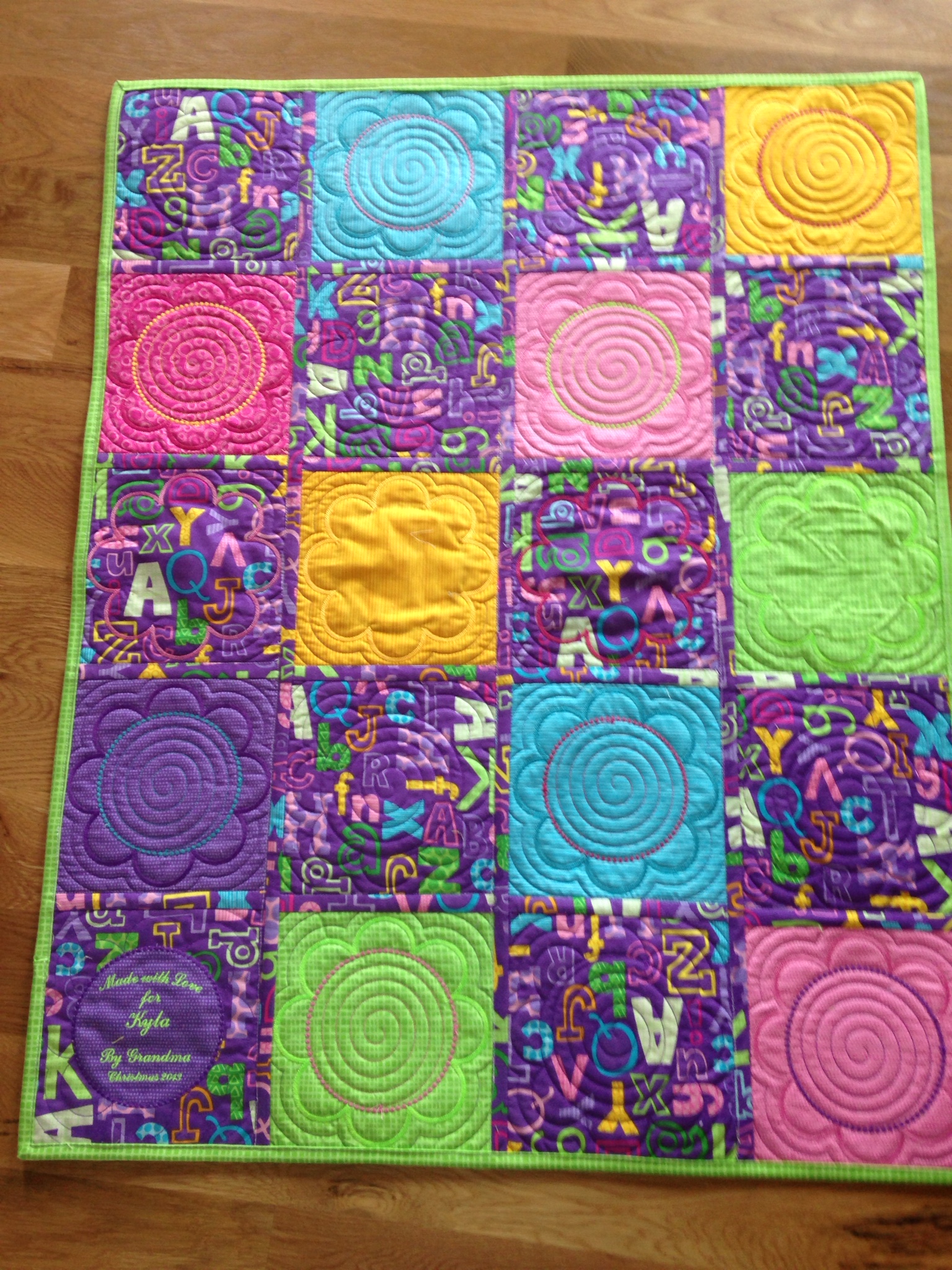CCQ0358_flower_power_Judy_project_Kyla%20Quilt%20Back.jpg