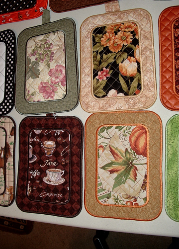 q0218_potholder3_cloreta4.jpg