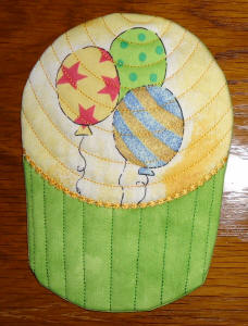 q0375_cupcake_design02_regularstitcing_novelty.jpg