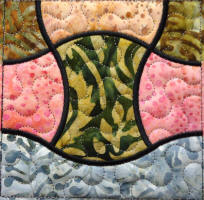 q0417_applecore_border_square_bottom.jpg