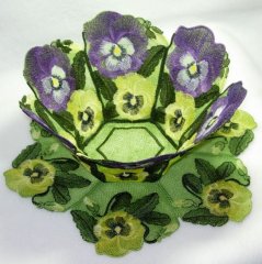 BFC0217 Lace Bowl & Doily Pansies