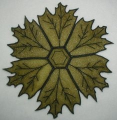 BFC0226 Lace Doily Autumn Leaves