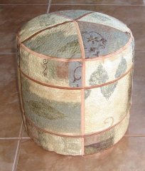 CCQ0196 - Footstool