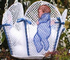CCQFSL001 - Freestanding Lace Baby Basket