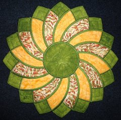 CCQ0484 - 15 inch Spinning Doily
