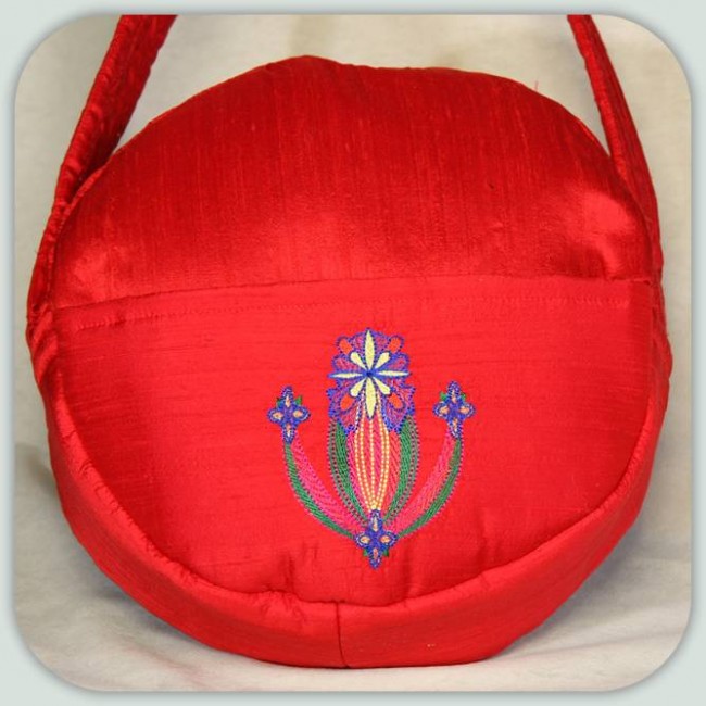 BFC1007 Folk Embroidered Circle Purse