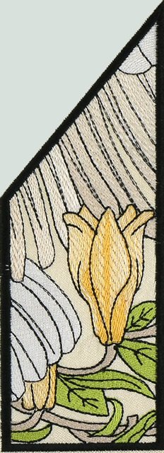 BFC1043 QIH or Reg Stained Glass Cockatoos
