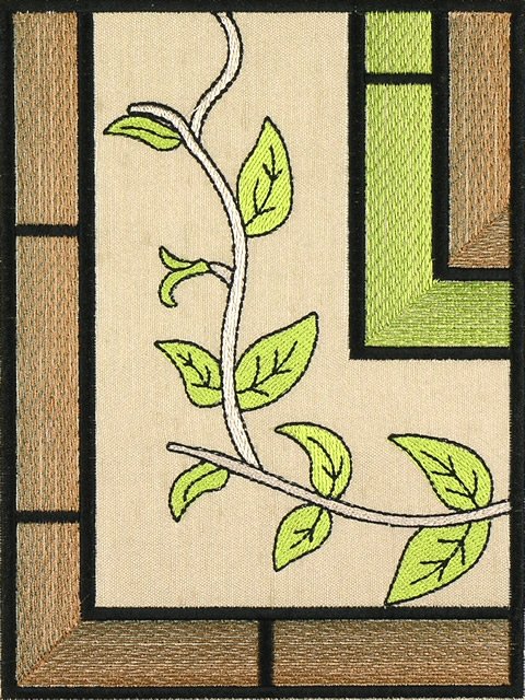BFC1043 QIH or Reg Stained Glass Cockatoos