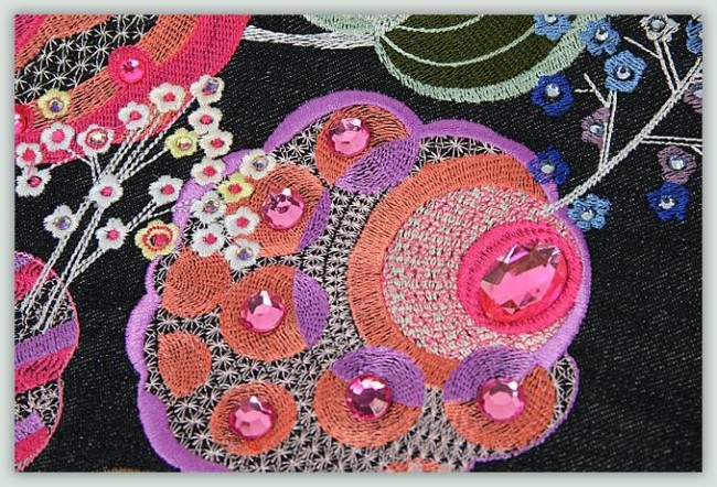BFC1107 Touch of Mod Handbags