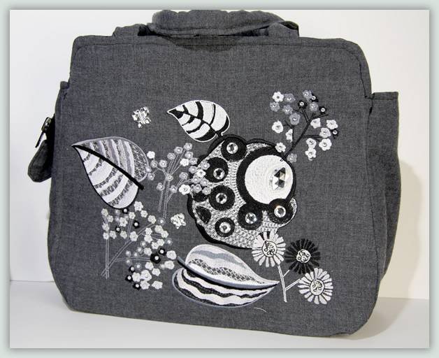 BFC1107 Touch of Mod Handbags