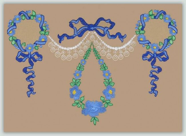 BFC1123 Flowers with Bits of Lace