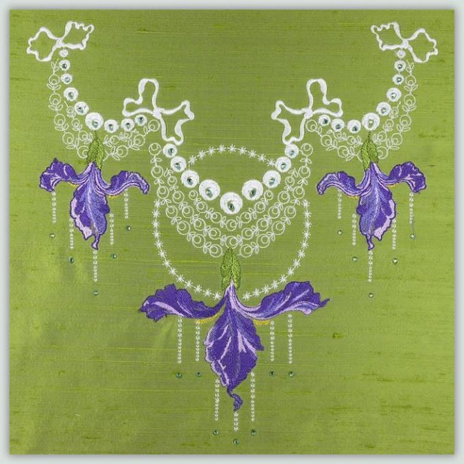 BFC1123 Flowers with Bits of Lace