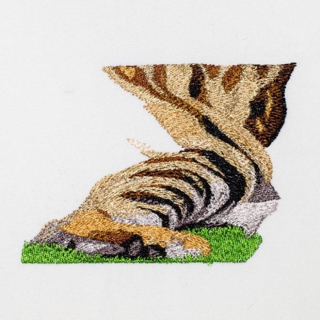 BFC1203 Large Reclining Tiger