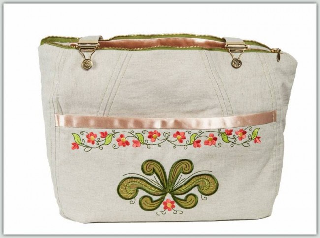 BFC1250 Applique or Not Handbag