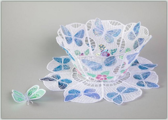 BFC1251 	Lace Applique Bowl and Doily