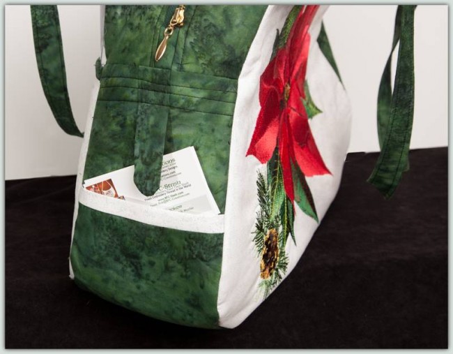 BFC1294 Poinsettia Handbag