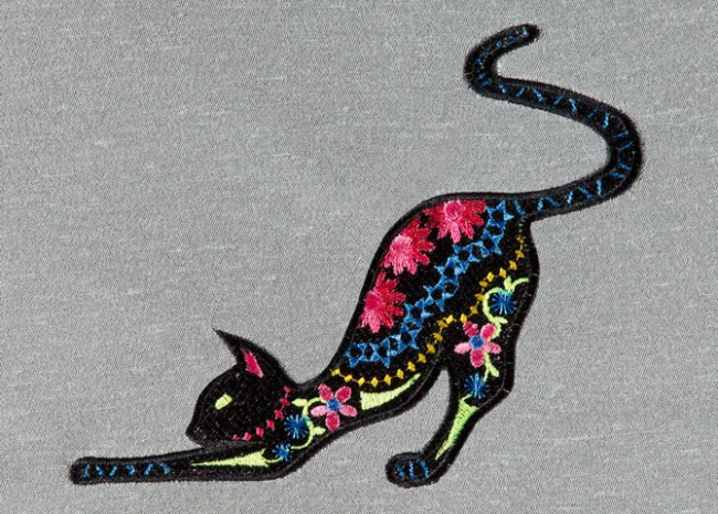 BFC1335 Embellished Cats