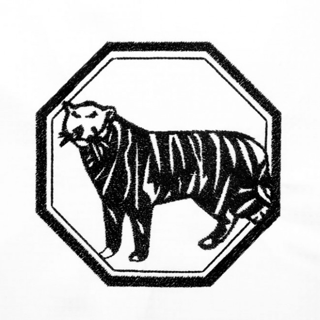 BFC1351 Blackwork Tigers