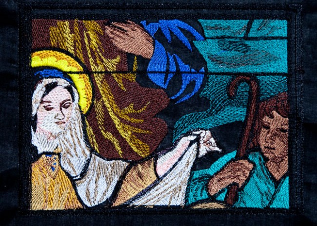 BFC1393 Stained Glass Nativity
