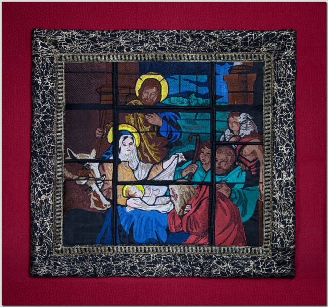 BFC1393 Stained Glass Nativity