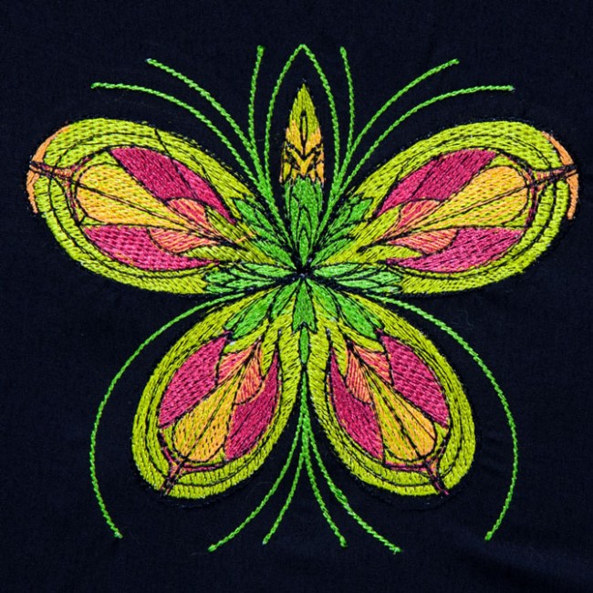 BFC1441 Fractilicious Flowers
