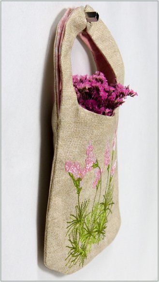 BFC1462 Wall or Desk Handbags