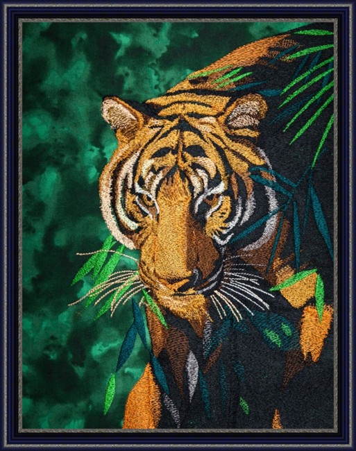 BFC1469 Large Stalking Tiger