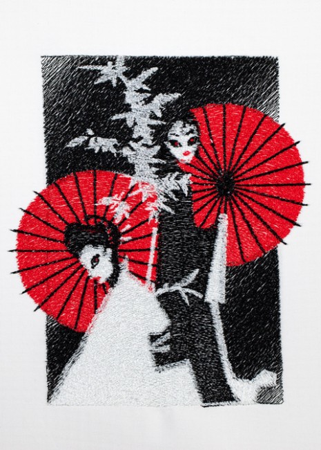 BFC1499 Geishas in a Contemporary Style