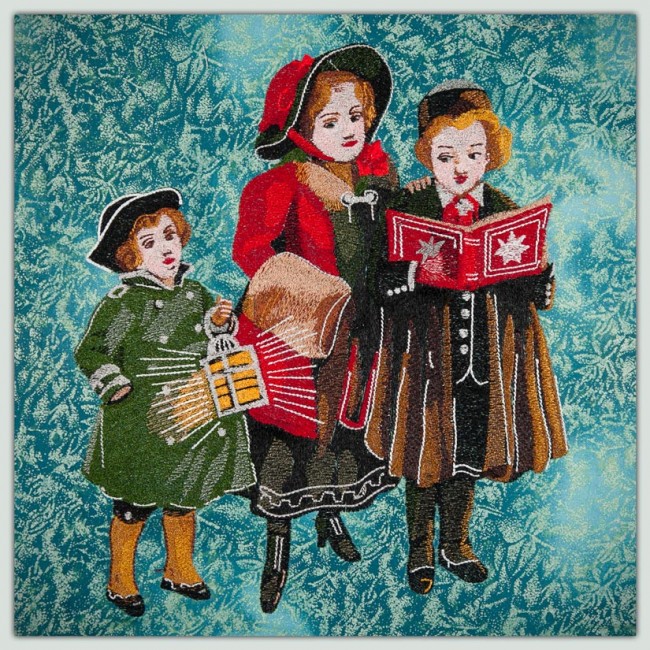 BFC1522 Large Christmas Carolers