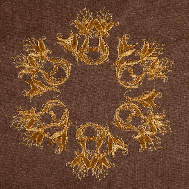 BFC1583 Golden Quilt circles