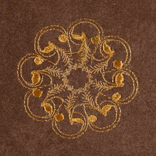 BFC1583 Golden Quilt circles
