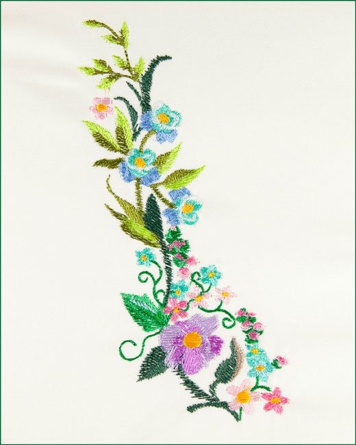 BFC1671 The Hummingbird in the Garden