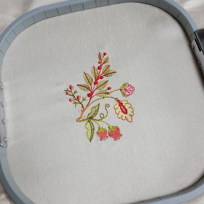 BFC1983 Romantic Vintage Florals