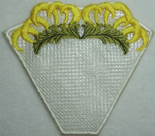 BFC0207 Lace Bowl & Doily Fanciful Cockatoo