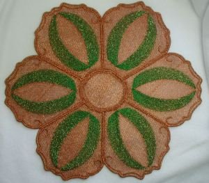 BFC0221 Lace Doily Peacock