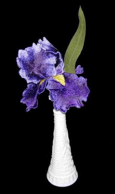 BFC0289 Lace Sculpture - Iris