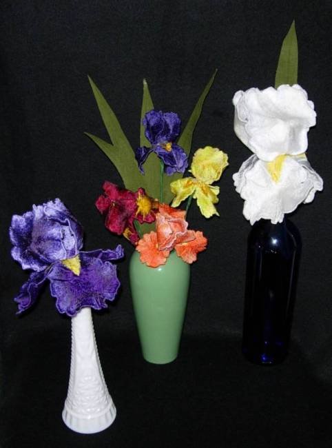 BFC0289 Lace Sculpture - Iris