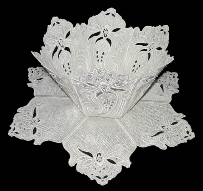 BFC0293 Lace Bowl and Doily Paisley Crystals