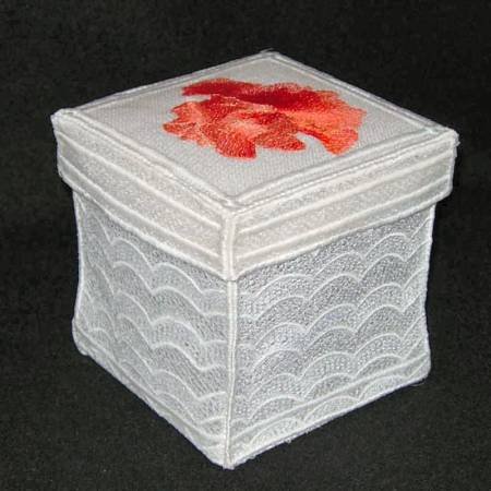 BFC0296 Iris Boxes and Vase Covers