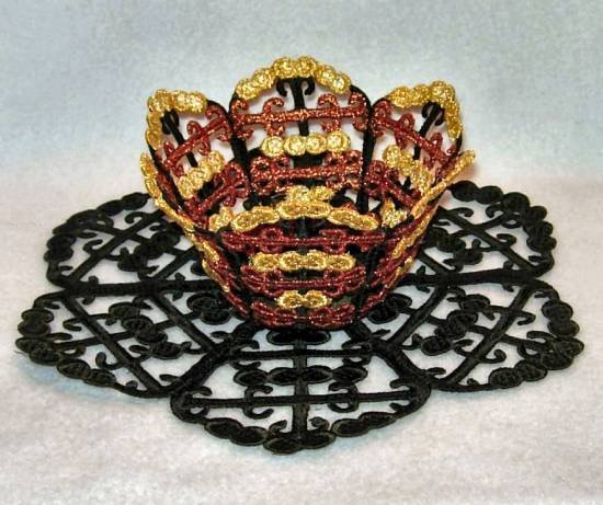 BFC0313 Magical Lace Bowl & Doily
