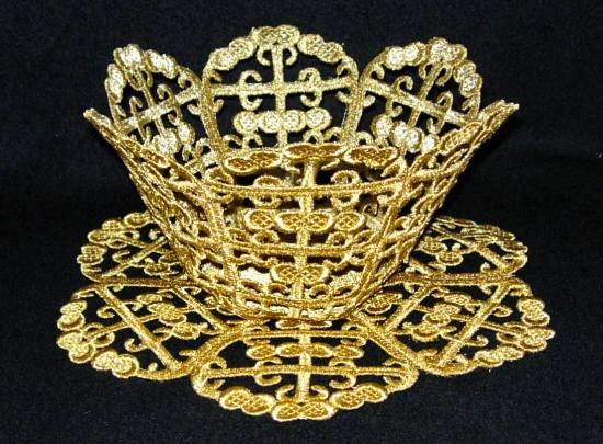 BFC0313 Magical Lace Bowl & Doily