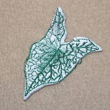 BFC0322  Lace Bowl & Doily  Caladium