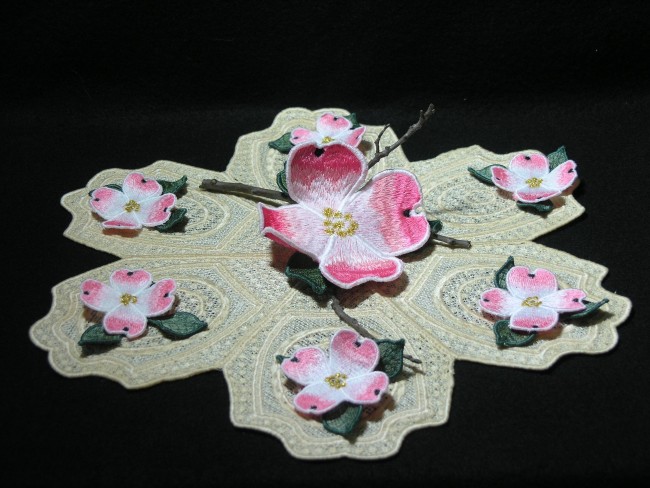 BFC0327   Lace Bowl & Doily  Three Dimensional Dogwood