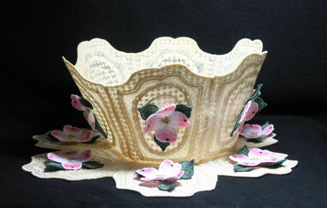 BFC0327   Lace Bowl & Doily  Three Dimensional Dogwood