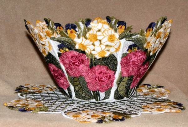 BFC0333   Lace Bowl & Doily  Watercolor Bouquet