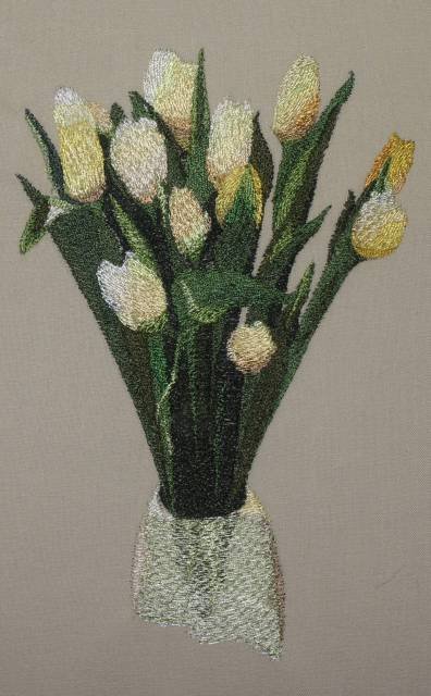BFC0338 Vases With Flowers