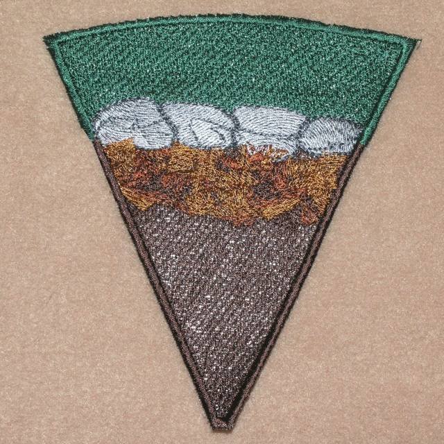 BFC0345  Lace Bowl & Doily  Garden Oasis