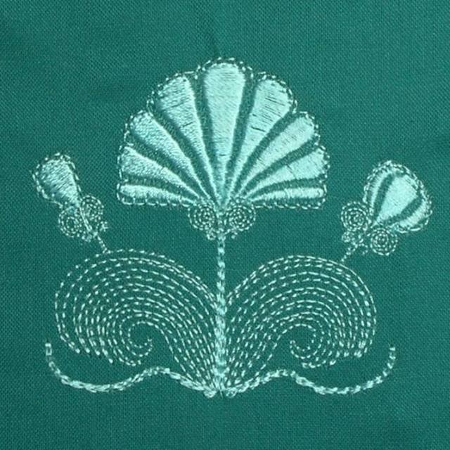 BFC0346 Feathers & Flowers