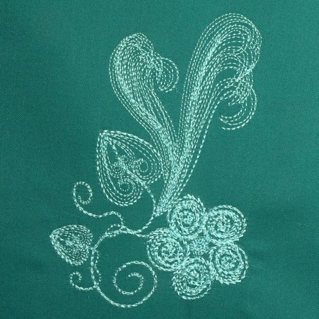 BFC0346 Feathers & Flowers