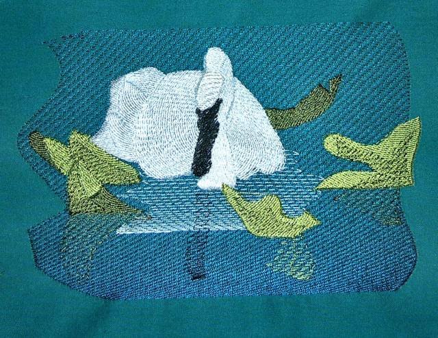 BFC0361 Swans & Water Lilies